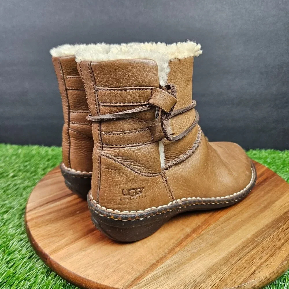 UGG Australia Caspia Boots Womens 5 Brown Leather Shearling Ankle Lace Up 1932